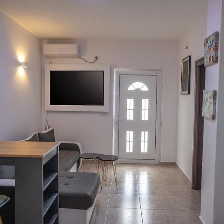 Montebello Inn Apartments Ulcinj Ngoại thất bức ảnh