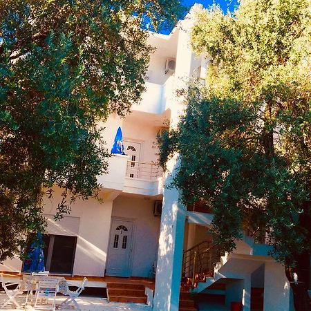 Montebello Inn Apartments Ulcinj Ngoại thất bức ảnh