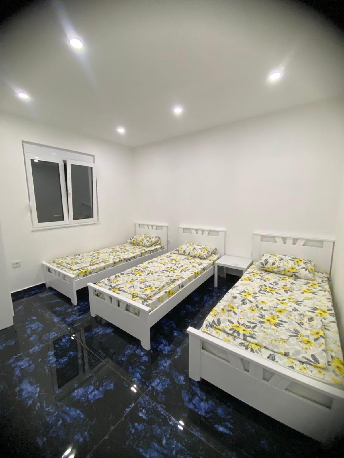Montebello Inn Apartments Ulcinj Ngoại thất bức ảnh