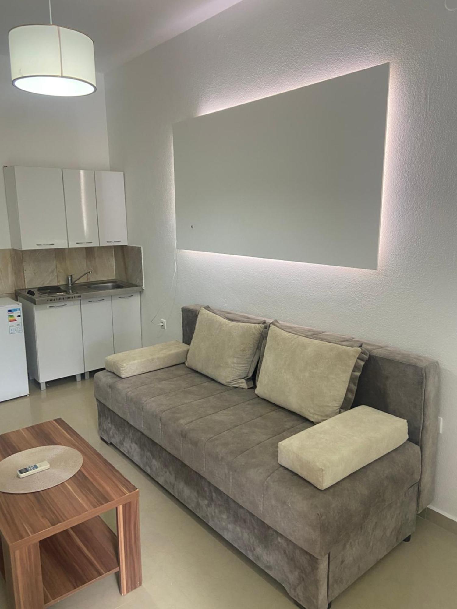 Montebello Inn Apartments Ulcinj Ngoại thất bức ảnh